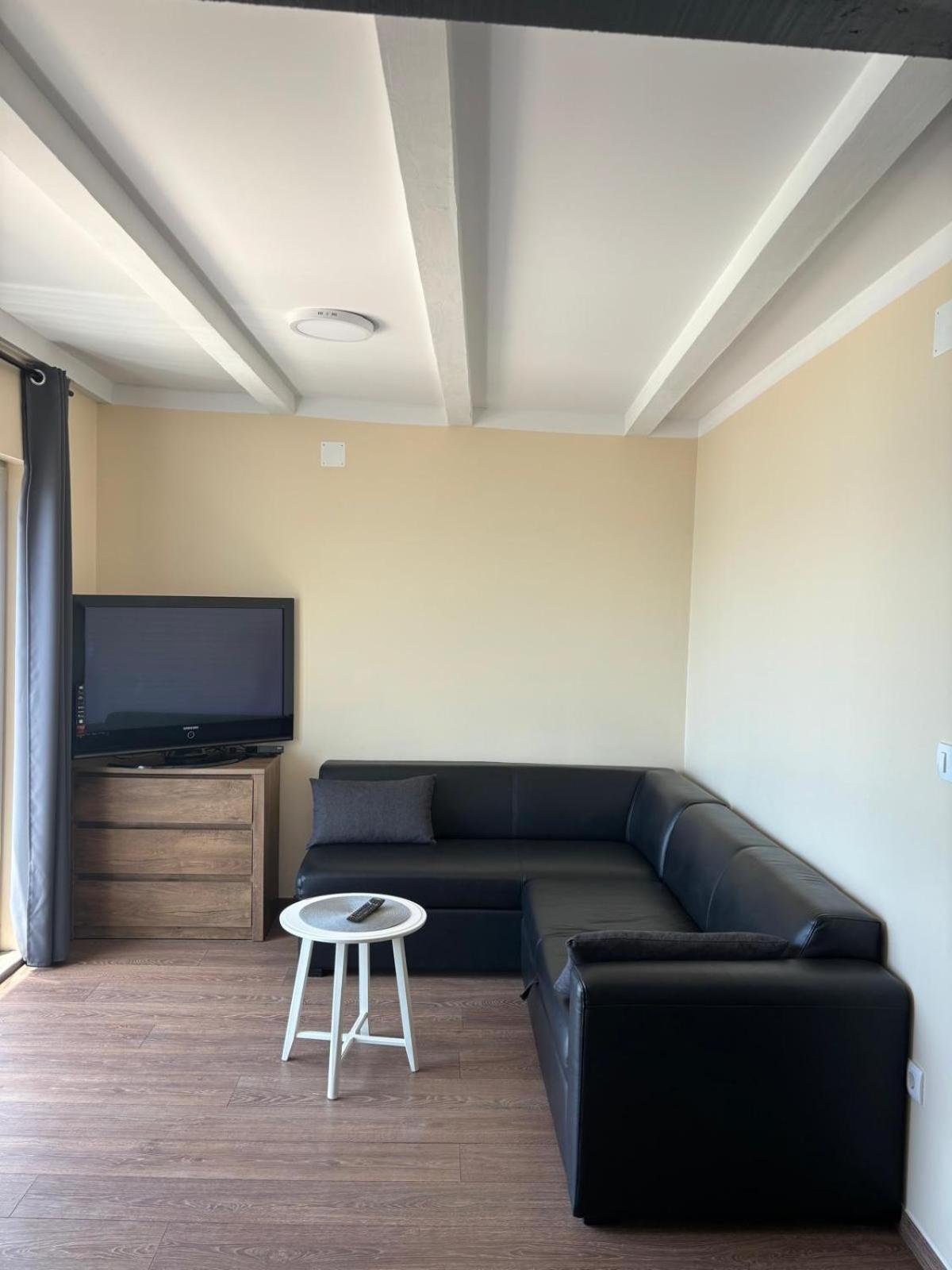 Apartmani Bosnjak スタリグラード 部屋 写真