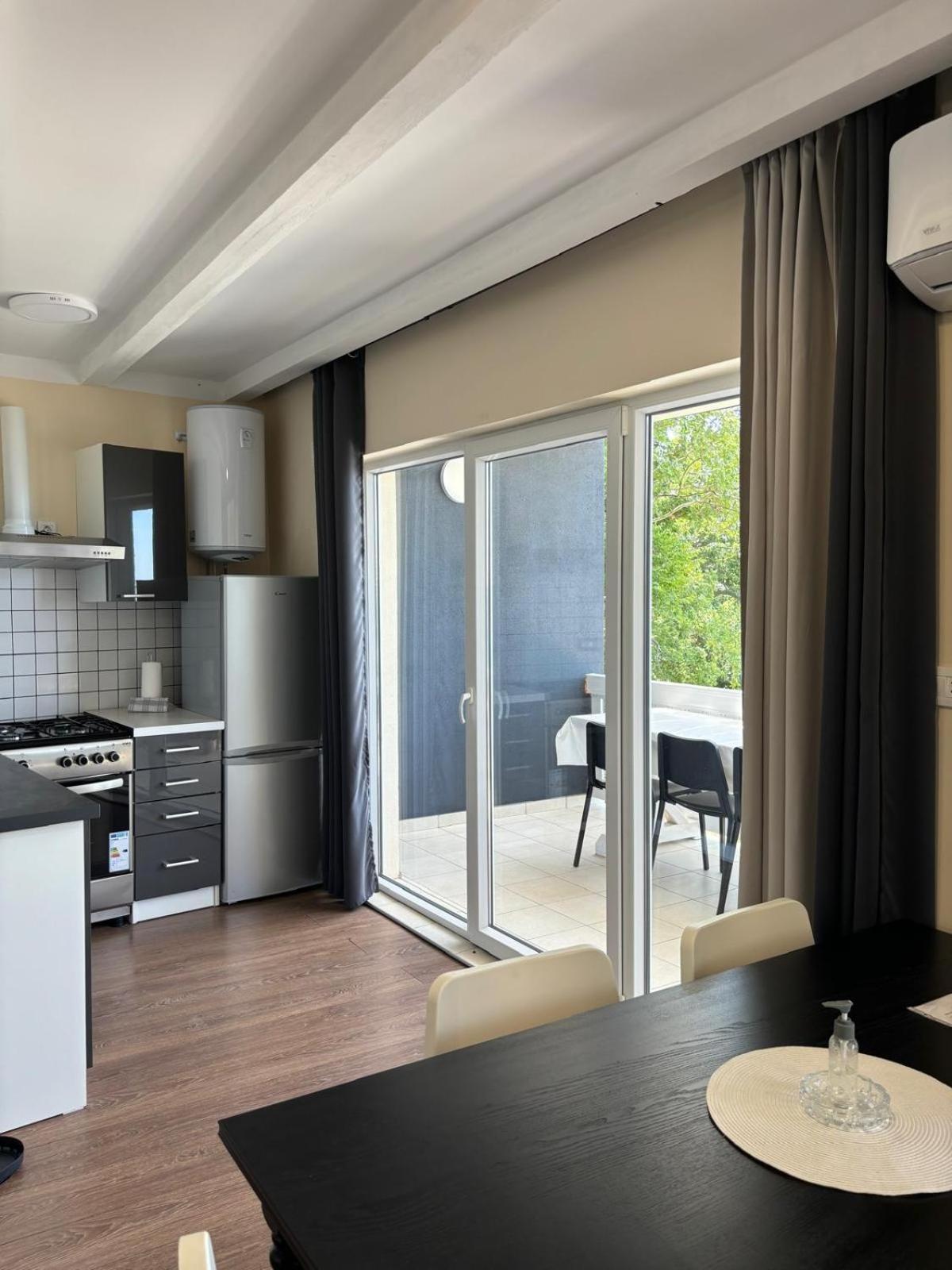 Apartmani Bosnjak スタリグラード 部屋 写真